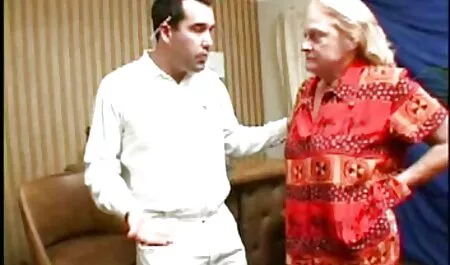 Chico teniendo sexo con negro mujer con pequeño tetas en anal en idioma español culo