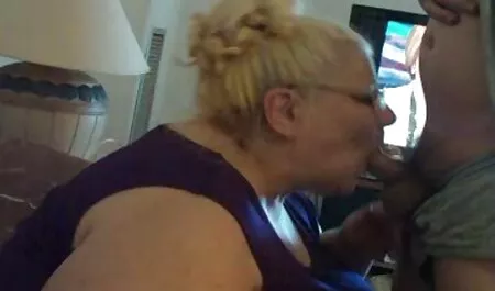 Las niñas hacen dinero anal con espanolas caliente y ser grande