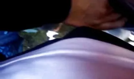 Puta sentada en primer anal en castellano un consolador y películas en la cámara